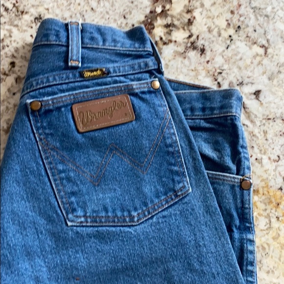 Wranglersw/fringe size 34/36(12/14)straight leg - Picture 6 of 7